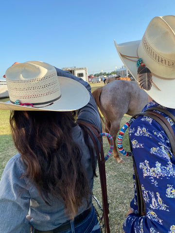 How to put your KTbeadwork feather in your cowboy hat (video link listed ⬇️)!